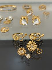 Okify Dior Gold Flower Earrings 29446 - 3