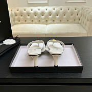 Okify CC White Flower Women Sandals - 3