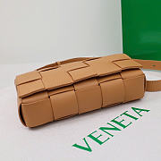 Okify Bottega Veneta Cassette Bag Brown 23x15x5.5cm - 4
