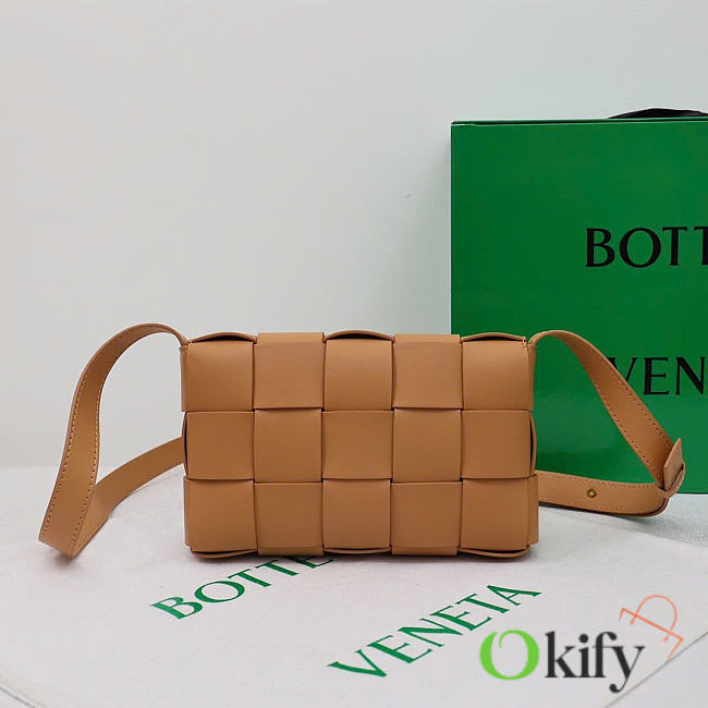 Okify Bottega Veneta Cassette Bag Brown 23x15x5.5cm - 1