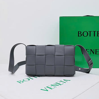 Okify Bottega Veneta Cassette Bag Gray 23x15x5.5cm