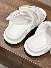 Okify Louis Vuitton White Pillow Sandals Unisex 3cm - 3