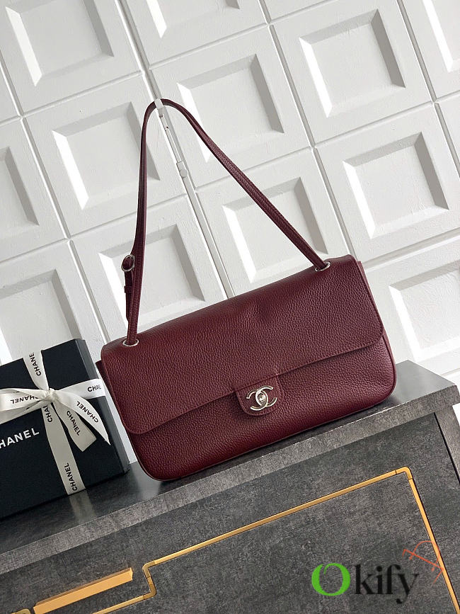 Okify CC 2026 Maxi Flap Bag Red Burgundy Grained Calfskin 32x19.5x10cm - 1