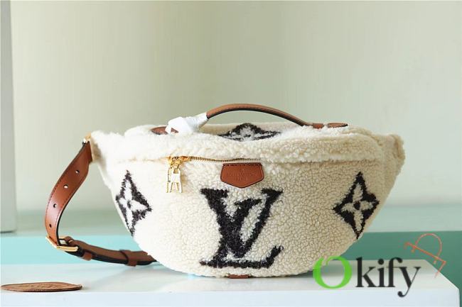 Okify Louis Vuitton White Wool Bumbag M55425 37x14x13cm - 1