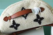 Okify Louis Vuitton White Wool Bumbag M55425 37x14x13cm - 4