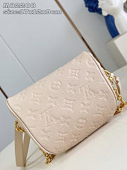 Okify Louis Vuitton Mini Bumbag Cream M82208 17x12x9cm - 2