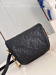Okify Louis Vuitton Mini Bumbag Black M82208 17x12x9cm - 6