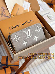 Okify Louis Vuitton Gray Long Wallet M69794 19.5x10.5x2.5cm - 1
