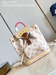 Okify Louis Vuitton Montsouris Mini LV Crafty Backpack M2A079 24x25x12cm - 1