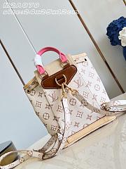 Okify Louis Vuitton Montsouris Mini LV Crafty Backpack M2A079 24x25x12cm - 5
