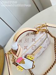 Okify Louis Vuitton Vanity Chain Pouch Bag M29782 19x11x6cm - 2