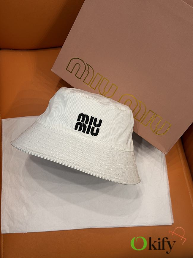 Okify MiuMiu White Bucket Hat 29824 - 1