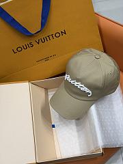 Okify Louis Vuitton Beige Cap 29829 - 5
