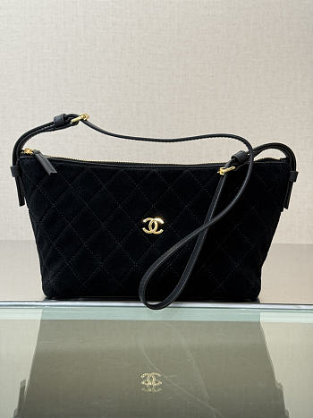 Okify CC 26A Clutch Bag Black Suede 19x13x8cm