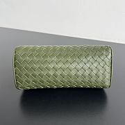 Okify Bottega Veneta Small Nodo Pouch Green 876510 20x10x9cm - 5