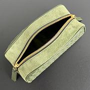 Okify Bottega Veneta Small Nodo Pouch Green 876510 20x10x9cm - 3