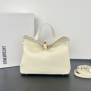Okify Jacquemus Valerie Bag Off White Plain Gold Hardware 24x14x7.5cm - 1