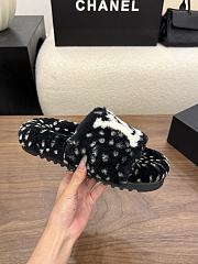 Okify Louis Vuitton Black Fur Women Slippers  - 4