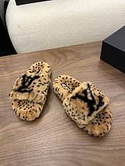 Okify Louis Vuitton Brown Fur Women Slippers  - 2