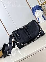 Okify Louis Vuitton Mahina Hand It All PM Bag Black M24255 29x18x13cm - 1