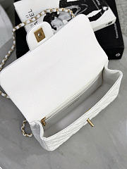 Okify CC Top Handle Flap Bag White Caviar 22.5x13.5x6cm - 2