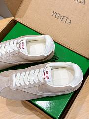 Okify Bottega Veneta Orbit Flash Light Beige Sneakers Unisex - 4