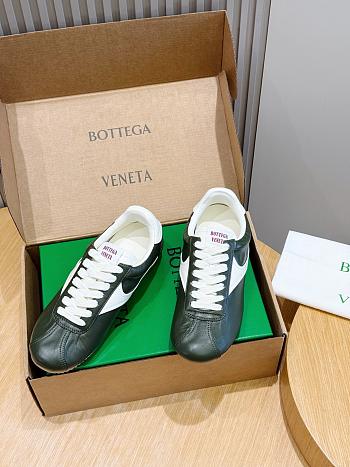 Okify Bottega Veneta Orbit Flash Dark Green Sneakers Unisex