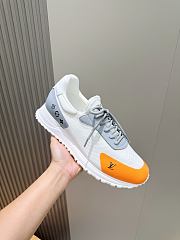 Okify Louis Vuitton White Men Sneakers 30104 - 5