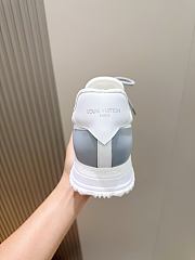 Okify Louis Vuitton White Men Sneakers 30104 - 2