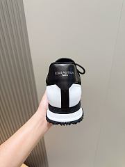 Okify Louis Vuitton Black And White Men Sneakers 30105 - 6