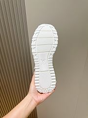 Okify Louis Vuitton White Men Sneakers 30106 - 6