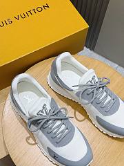 Okify Louis Vuitton Gray And White Men Sneakers 30110 - 6
