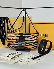 Okify Fendi Baguette 26424 Bag Tiger Print Pony Effect Leather 26x14x4cm - 1