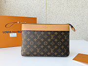 Okify Louis Vuitton Pochette Voyage Souple Pouch M14057 30x21x7.5cm - 1