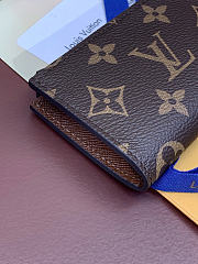 Okify Louis Vuitton Noa Key Holder Brown Inside M83612 11x7x1.5cm - 3