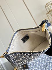 Okify Louis Vuitton Neverfull MM Flight Mode Embleme Bag M2A096 31x28x14cm - 2