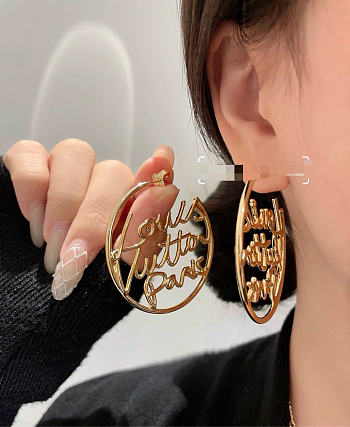 Okify Louis Vuitton Gold Earrings 30238