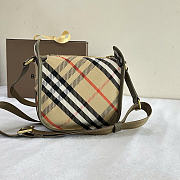 Okify Burberry Mini B Clip Messenger Bag Sand Beige 19x17.5x9cm - 5