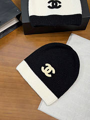 Okify CC Black And White Beanie - 4