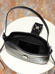 Okify Fendi Croissant Bag Black Crackled Leather 22x14x3cm - 3