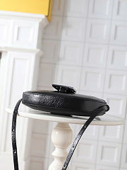 Okify Fendi Croissant Bag Black Crackled Leather 22x14x3cm - 6
