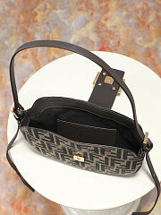Okify Fendi Croissant Bag Brown FF 22x14x3cm - 2